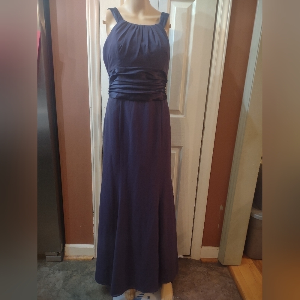 David's bridal women's size 10 tie back dark purple formal prom wedding dress